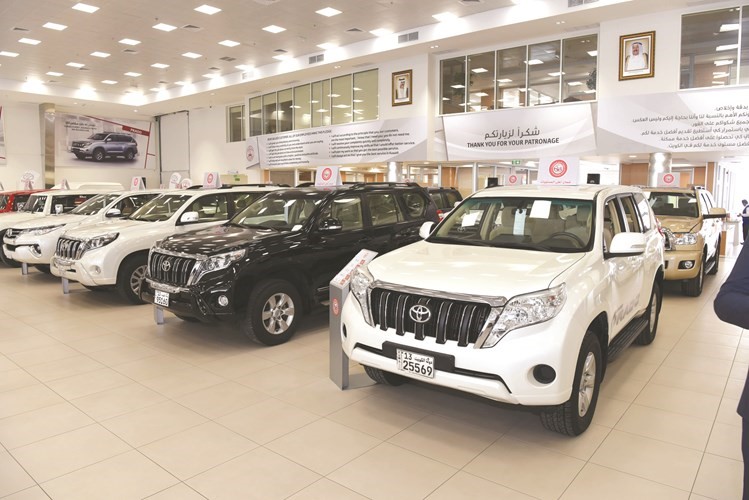 مجموعة من سيارات تويوتا متعددة الاستخدامات ﻿