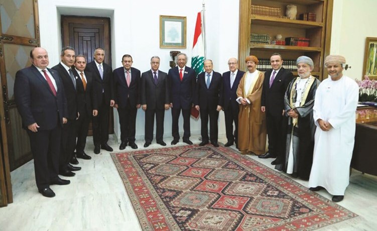 الرئيس عون مستقبلا الوفد﻿