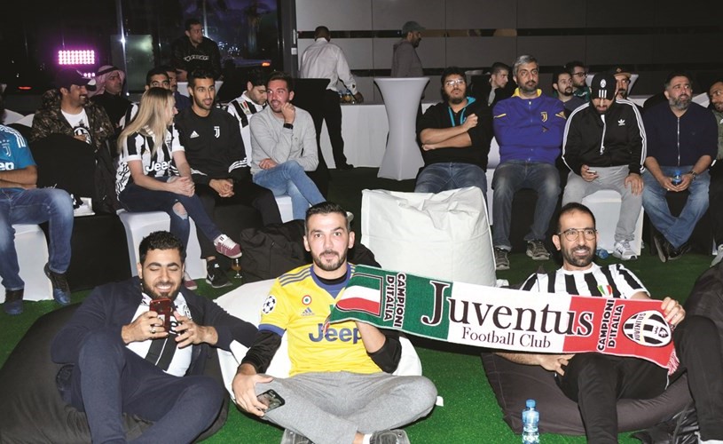 حضور كبير لمتابعة قمة الكالتشيو ﻿