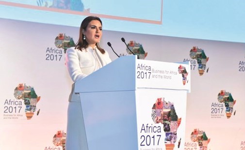 سحر نصر تلقى توصيات منتدى «افريقيا 2017 »
