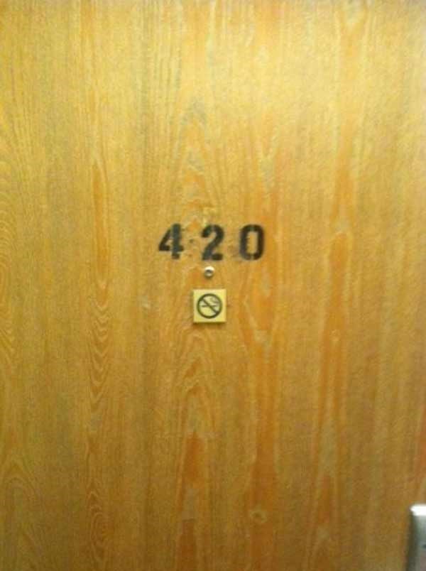 ما سرّ غياب الغرفة "420" عن الفنادق؟