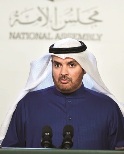 حمدان العازمي﻿