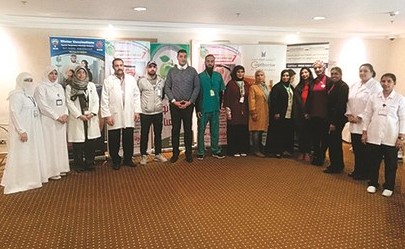 لقطة تذكارية خلال حملة التطعيم في كوبثورن الجهراء﻿