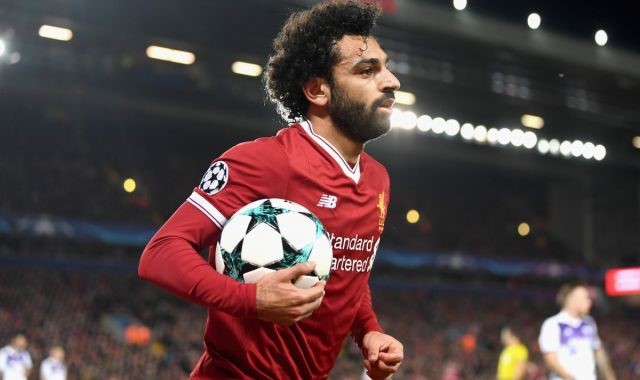 محمد صلاح يفوز بجائزة "بي بي سي" كأفضل لاعب في قارة إفريقيا لعام 2017