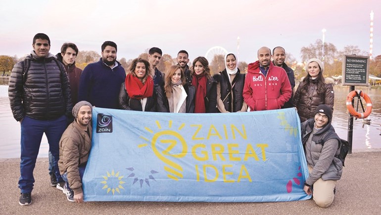 لقطة جماعية للمبادرين في لندن ﻿
