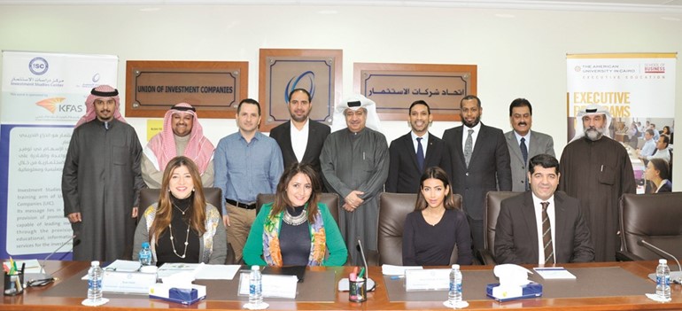 لقطة للمشاركين في البرنامجين التدريبيين﻿