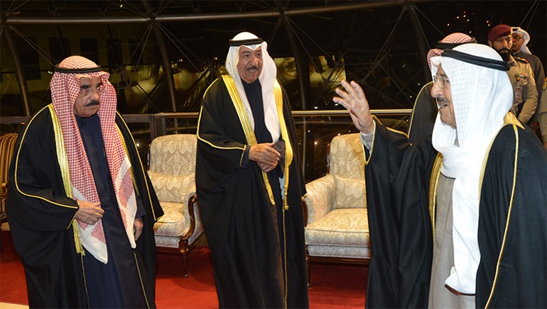 سمو الأمير يعود إلى أرض الوطن قادما من اسطنبول
