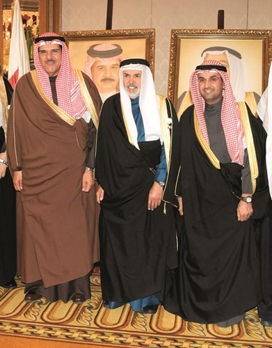د.نايف الحجرف والشيخ سلمان الحمود يهنئان﻿