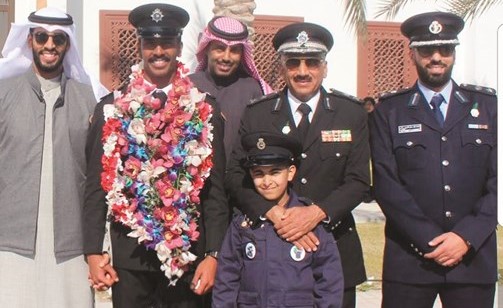 اللواء فهد الشويع وابنه الخريج عبداللطيف وافراد من العائلة﻿