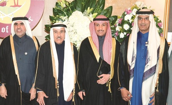 رئيس مجلس الأمة مرزوق الغانم يقدم التهنئة للسفير القطري ﻿