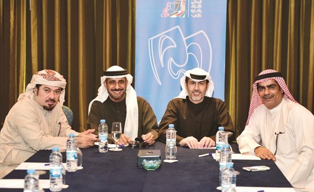  المخرج حسن رجب والكاتب جمال سالم والفنان يوسف الكعبي والفنان جمعة علي﻿