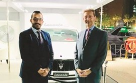 السفير الإيطالي في الكويت جيوسيبي سكونياميليو زيارة لركن مازيراتي﻿