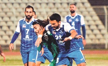 ثيو بوكير مدرباً للنجمة