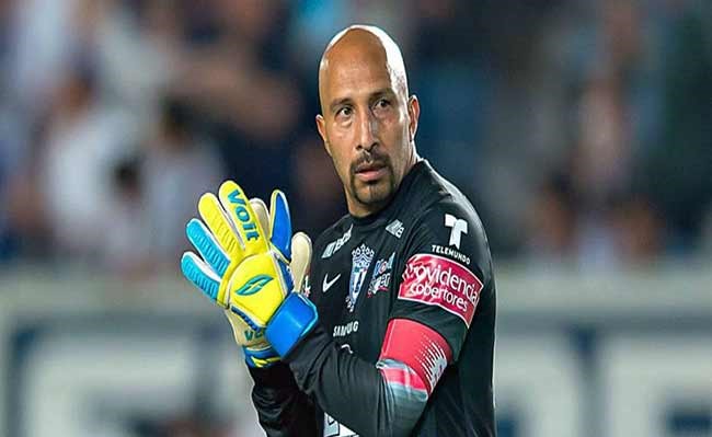 اللاعب الأكبر سنا في تاريخ مونديال الأندية يؤجل اعتزاله