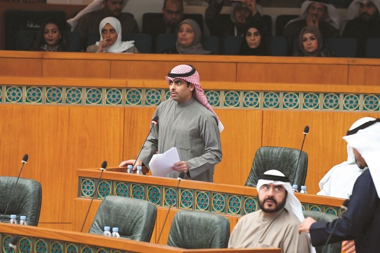 رياض العدساني﻿