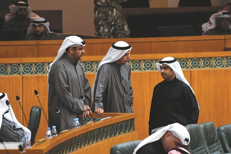  ﻿رياض العدساني وعبدالله الرومي ويوسف الفضالة﻿