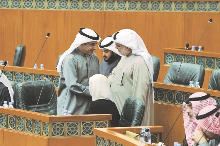  ﻿حمدان العازمي وخليل الصالح ود. محمد الحويلة﻿