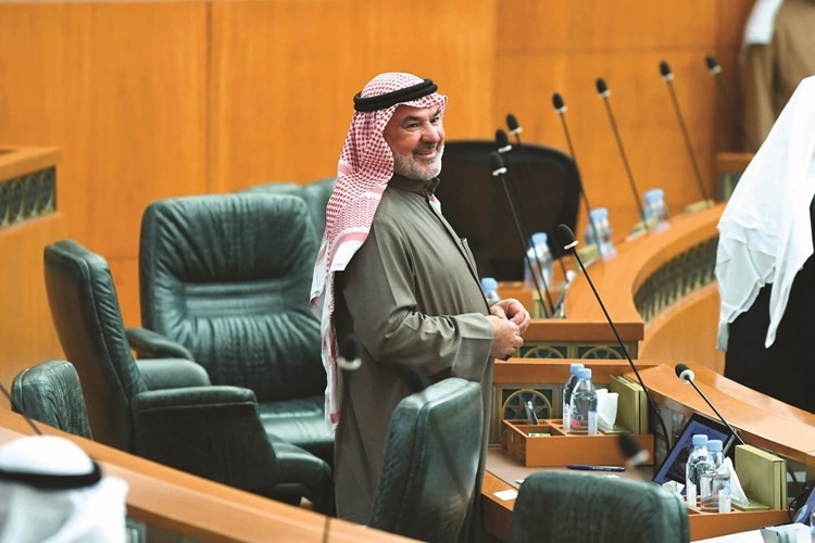  ﻿صالح عاشور﻿