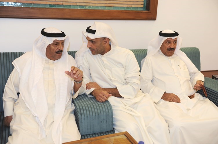 حماد الحماد ومحمد الحماد وحمود الحماد﻿