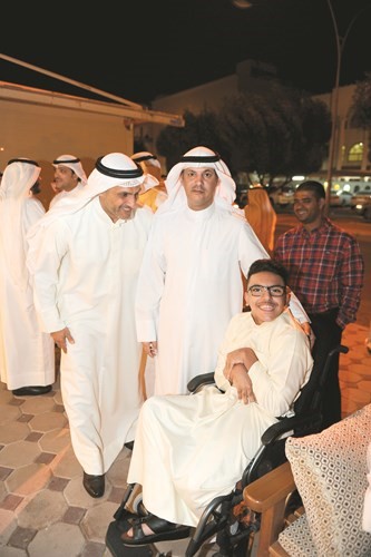 فهد بن جامع متوسطا محمد الحماد وخالد وليد﻿