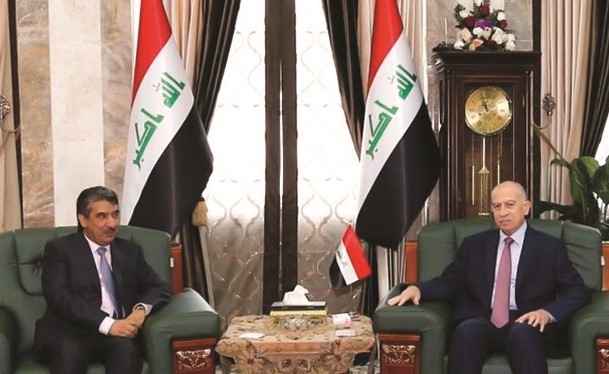 أسامة النجيفي مستقبلا السفير سالم الزمانان	﻿