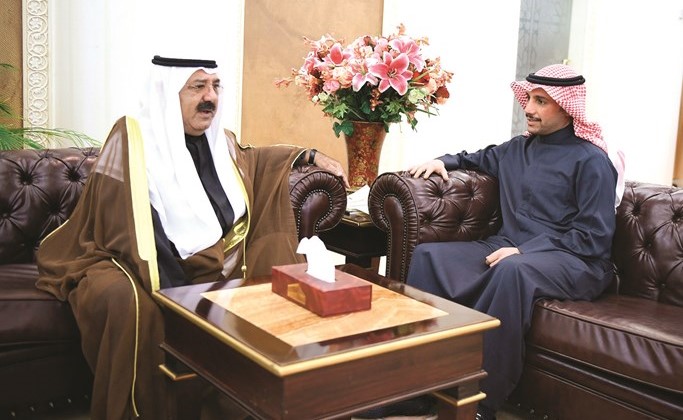 الرئيس مرزوق الغانم لدى استقباله النائب الأول لرئيس الوزراء ووزير الدفاع الشيخ ناصر صباح الأحمد﻿
