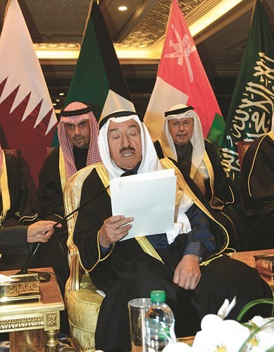 صاحب السمو الأمير الشيخ صباح الأحمد يعلن افتتاح البطولة ﻿