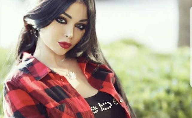 بالصور.. شبيهة الفنانة "هيفاء وهبي"  تثير الجدل !