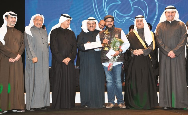 افضل مخرج د. عبدالله العابر مسرحية غفار الزلة﻿