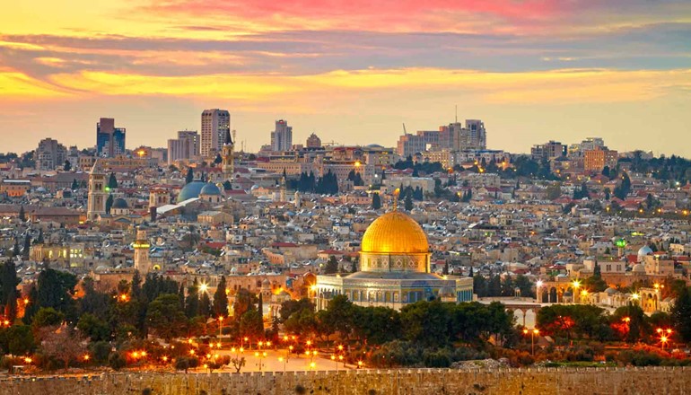 نائب عن حماس يتهم دولا عربية بـ "التآمر" مع واشنطن ضد القدس