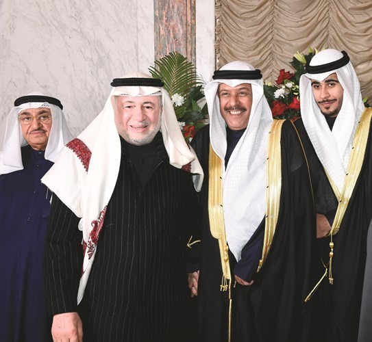 يوسف المغربي وعبدالله بوفتين يباركان﻿