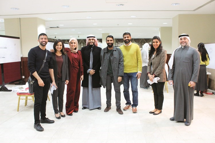عدد من المشاركين﻿