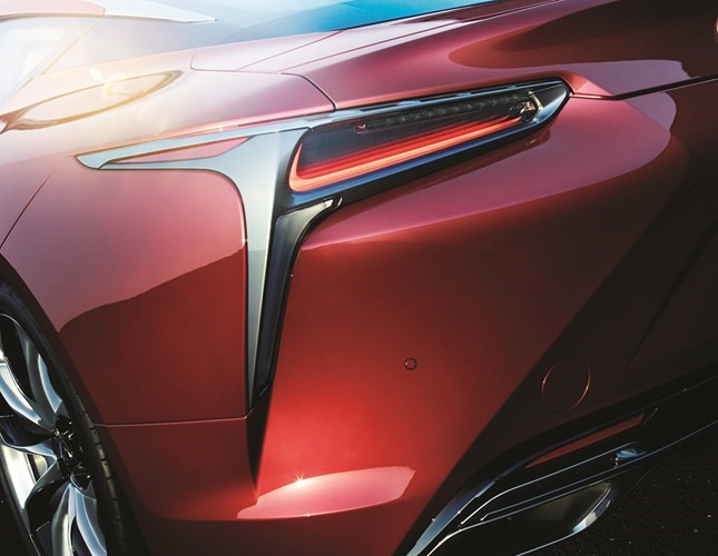 لكزس LC500 كوبيه.. تلفت الأنظار بروعة تصميمها