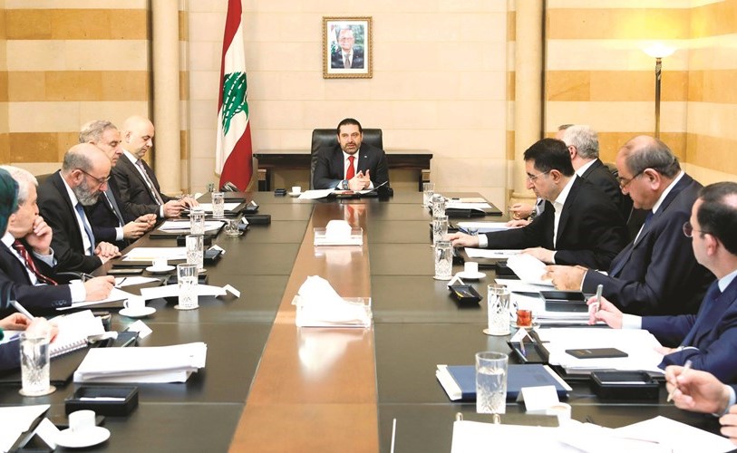 رئيس الحكومة سعد الحريري مترئسا اجتماع اللجنة الوزارية المكلفة بحث قضية النفايات	(محمود الطويل)﻿