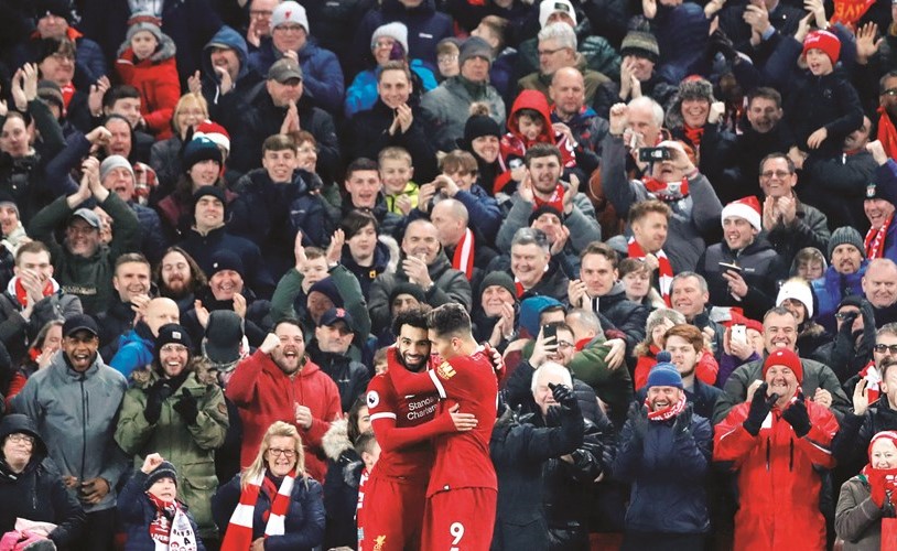 فرحة محمد صلاح والبرازيلي روبرتو فيرمينو بالانتصار﻿