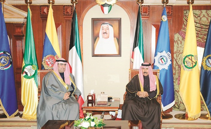 سمو ولي العهد الشيخ نواف الاحمد مستقبلا خالد الروضان﻿