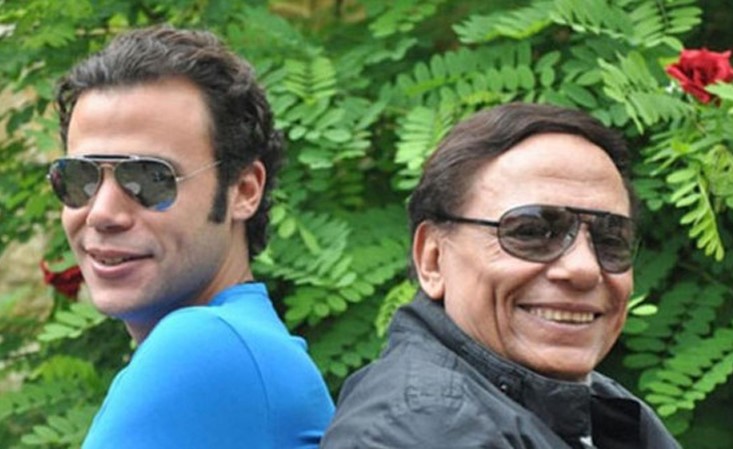 بالفيديو.. محمد إمام يتذكر أول مشاهده السينمائية مع والده