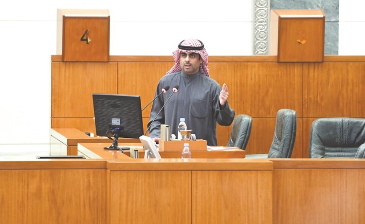 رياض العدساني﻿