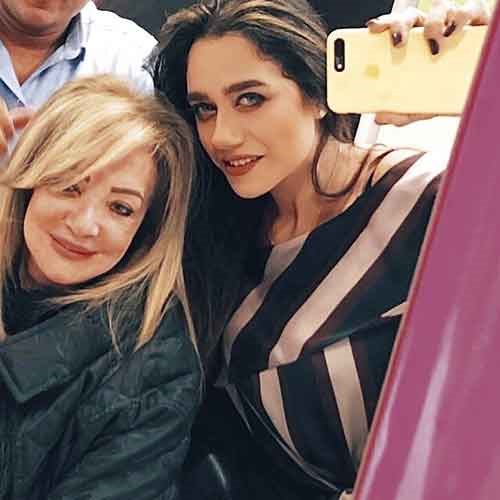 الفنانة شهيرة تصدم المصريين بخلعها الحجاب