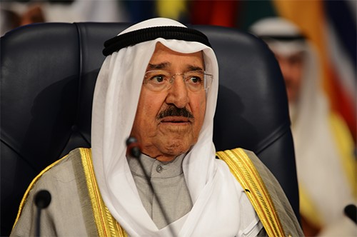 الأمير يعزي السيسي في ضحايا الحادث الإرهابي بالعريش