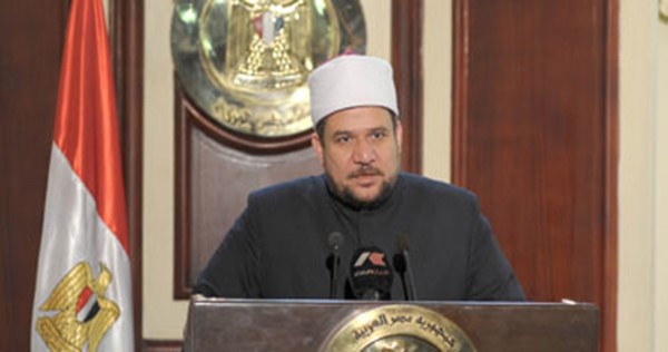 مصر: وزير الأوقاف يطالب بتشريع عاجل لإحالة المعتدين على دور العبادة لمحاكم عسكرية