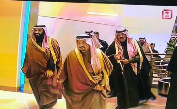 الأمير متعب بن عبدالله في طليعة مستقبلي ولي العهد السعودي 