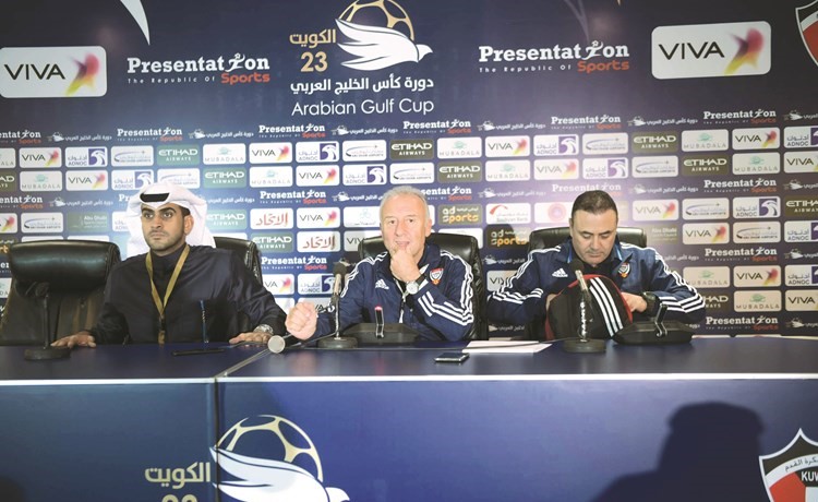 مدرب الامارات زاكيروني في المؤتمر الصحافي	(محمد هاشم ) ﻿