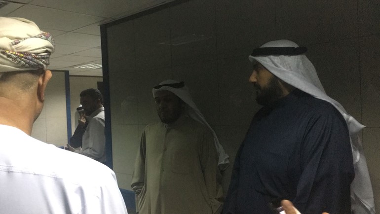 بالفيديو.. وزير الصحة يطمئن على مصابي التدافع في مستشفى الفروانية