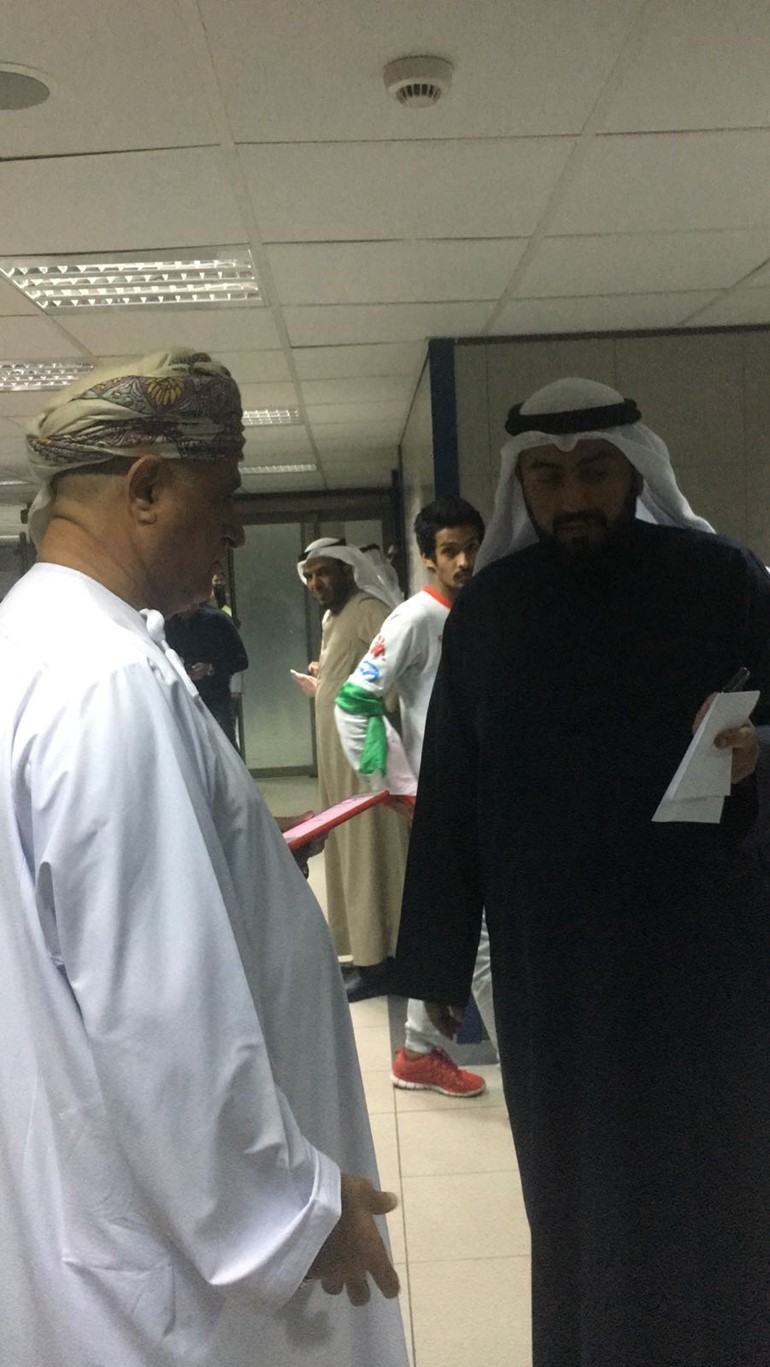 بالفيديو.. وزير الصحة يطمئن على مصابي التدافع في مستشفى الفروانية