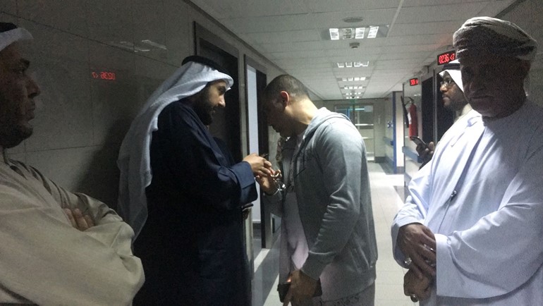 بالفيديو.. وزير الصحة يطمئن على مصابي التدافع في مستشفى الفروانية
