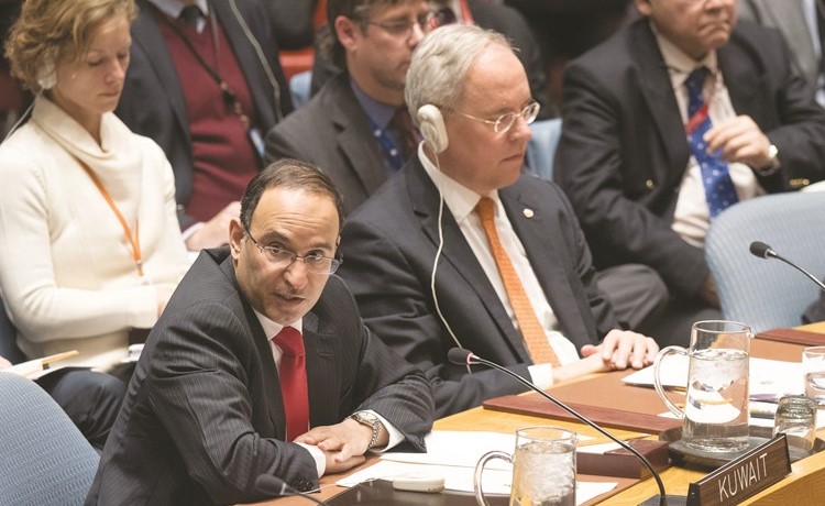 السفير منصور العتيبي خلال جلسة لمجلس الأمن الدولي لبحث أوضاع الشرق الأوسط وأحداث إيران﻿