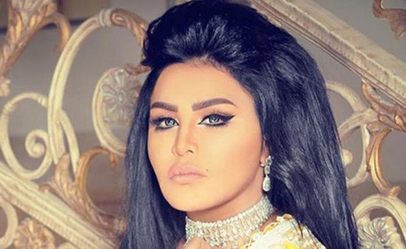 أحلام ترسل طائرة خاصة لمعجبة والسبب يفطر القلوب