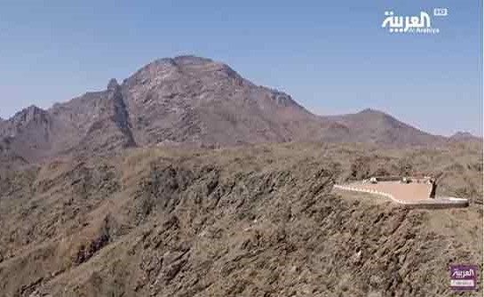 بالفيديو..  الجبل الذي قال عنه الرسول إنه من جبال الجنة!