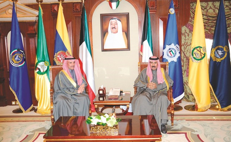 سمو ولي العهد الشيخ نواف الأحمد مستقبلا مرزوق الغانم﻿
